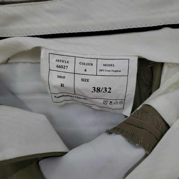 Mens Tan Dress Suit 38R - Picture 15 of 16